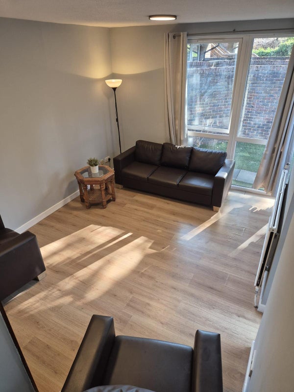 Flat Magdalene Close in Greater London