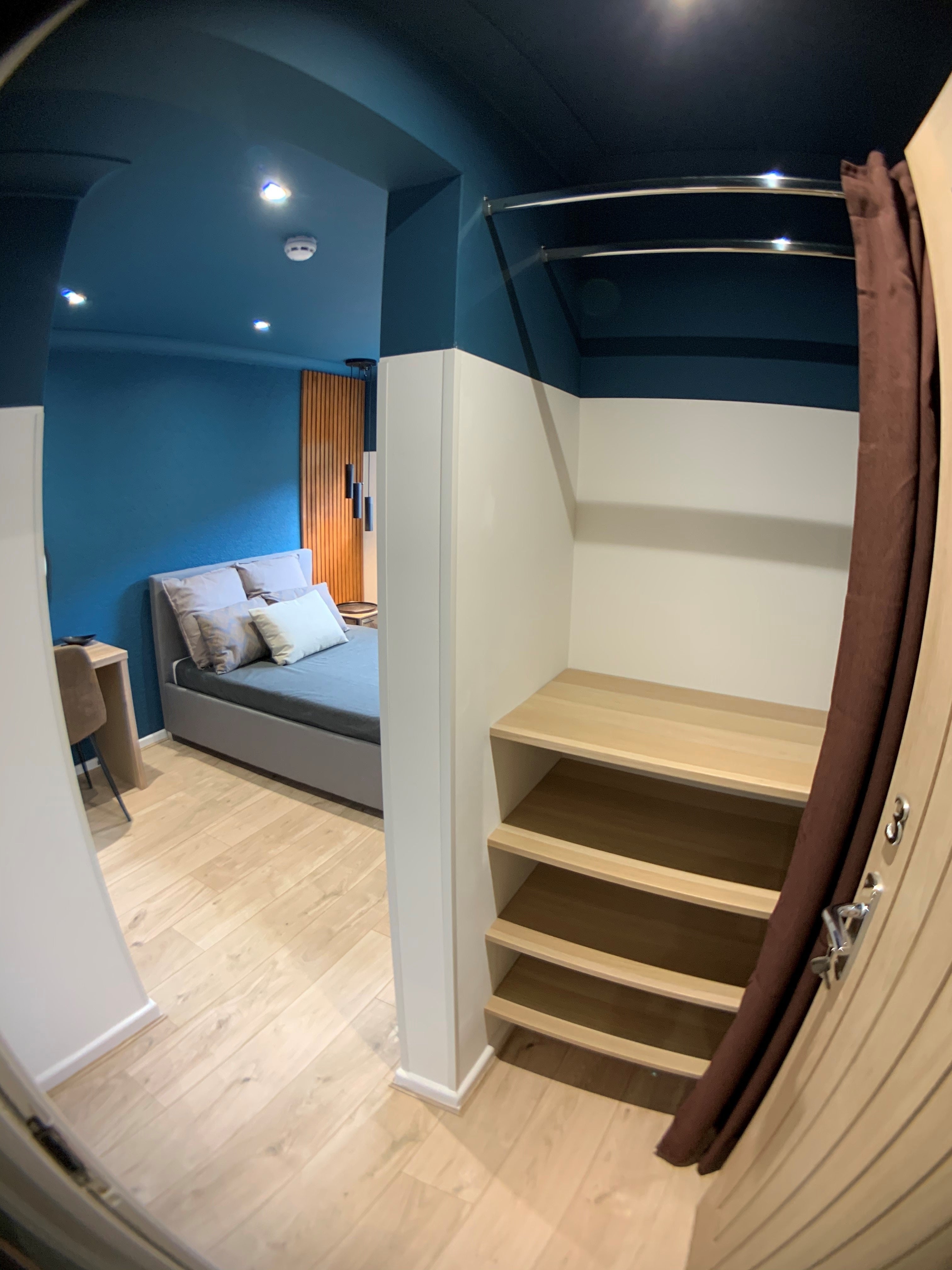 Room Gloucester Road in Exeter