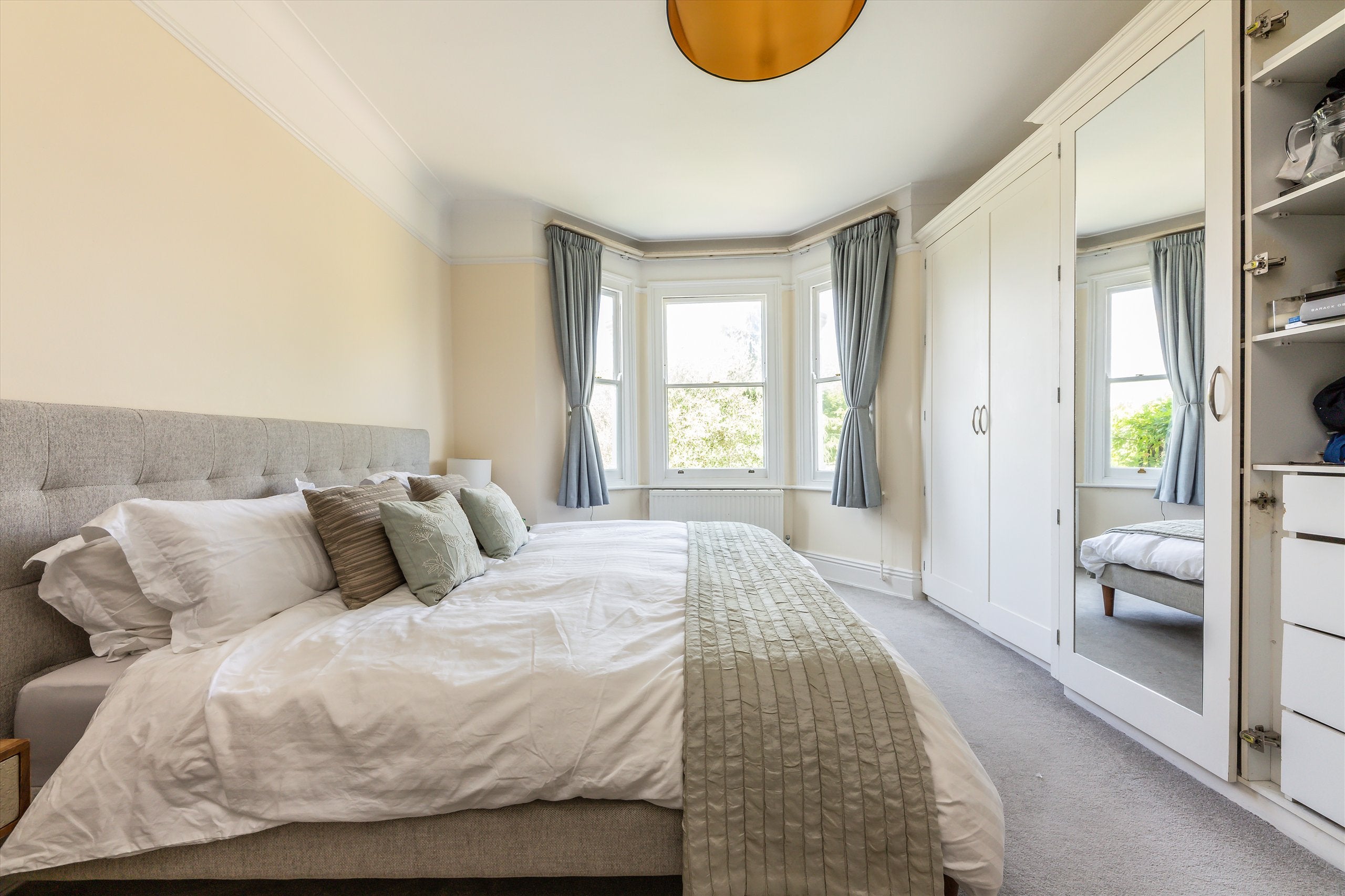 House Effra Road in Greater London