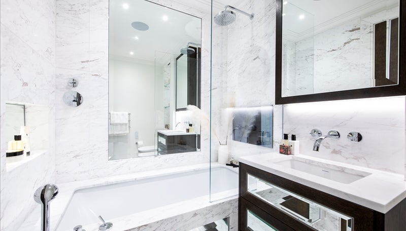Flat Prince of Wales Terrace in Greater London