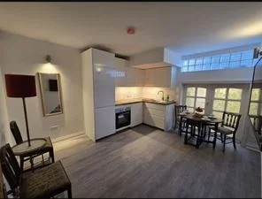 Flat Fernhead Road in City of Westminster