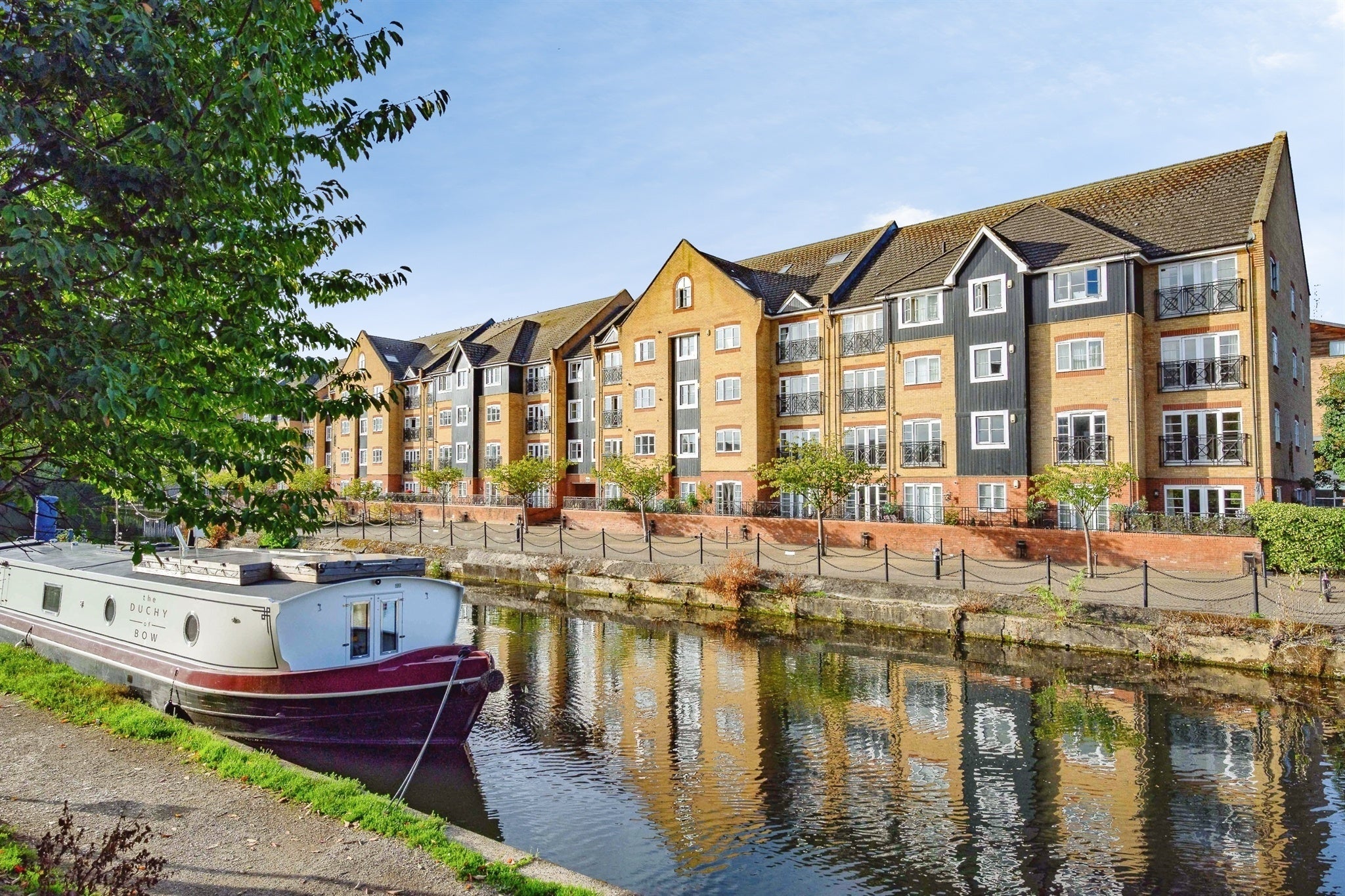Flat London Road in Dacorum