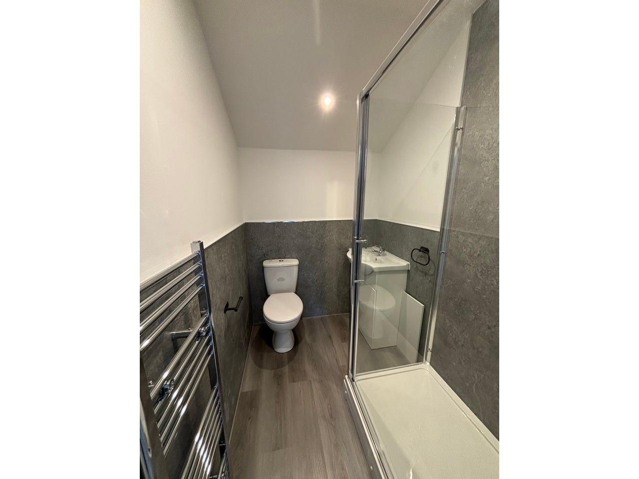 Flat Widmore Road in Greater London