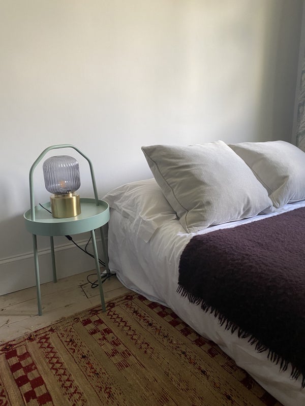 Room Larkhall Lane in Greater London