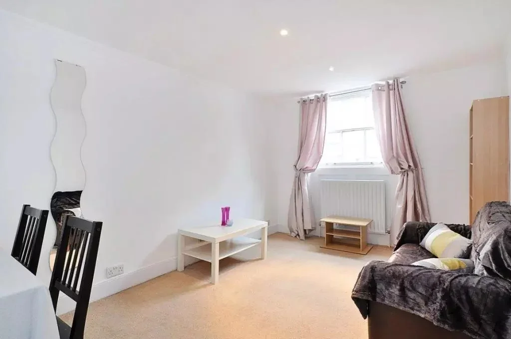 Flat Kendal Street in City of Westminster