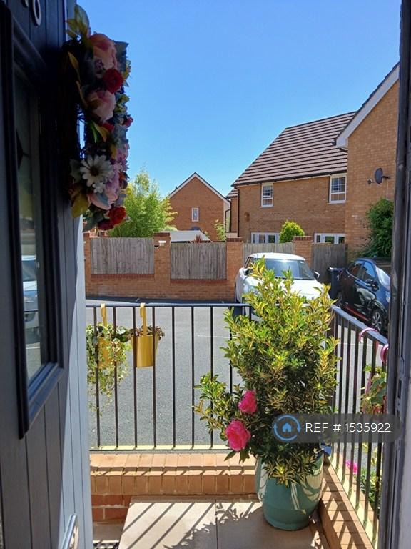 Room Saint Wilfred Drive in East Cowes