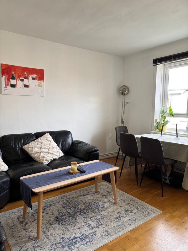 Room Mintern Street in Greater London