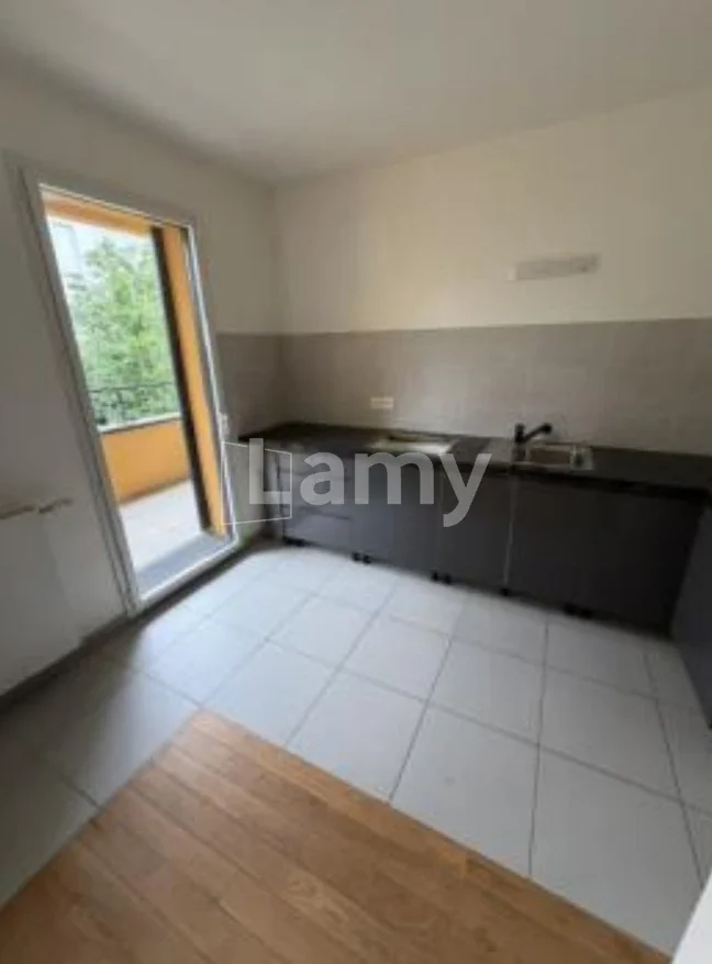 Flat Rue Alain Mimoun in Aulnay-sous-Bois