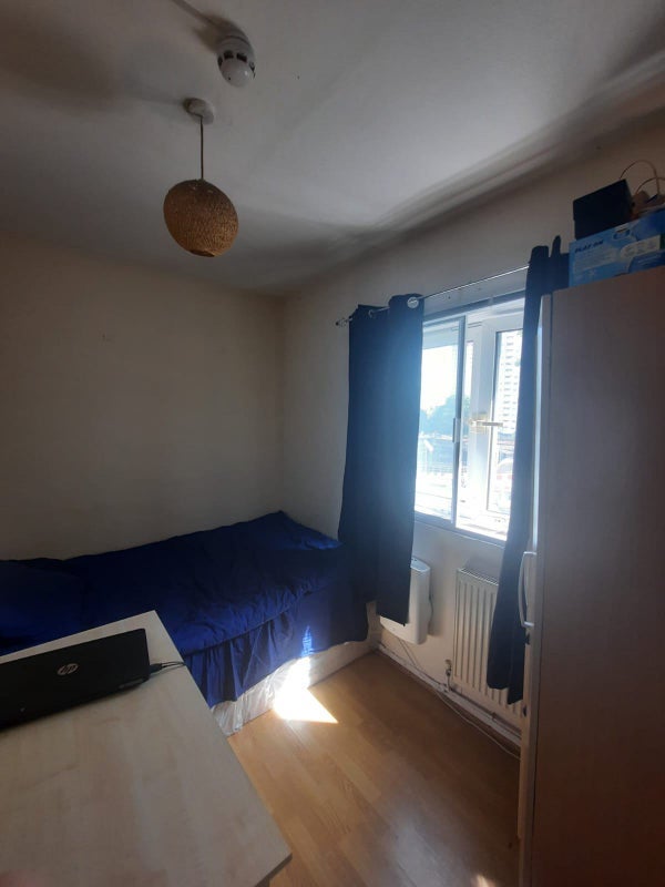 Room Stanhope Street in Greater London