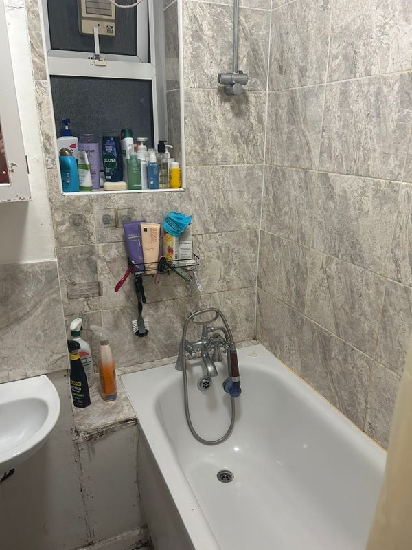 Room Stanhope Street in Greater London