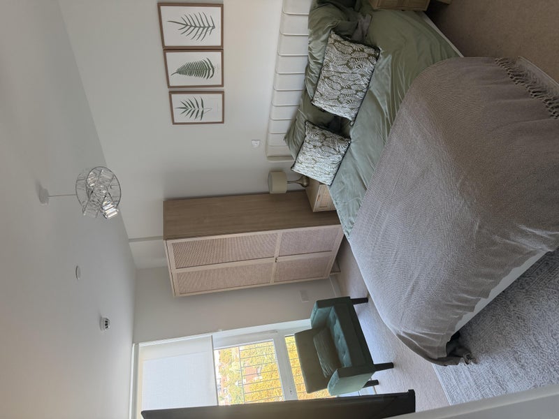 Room Cherry Orchard Road in Greater London