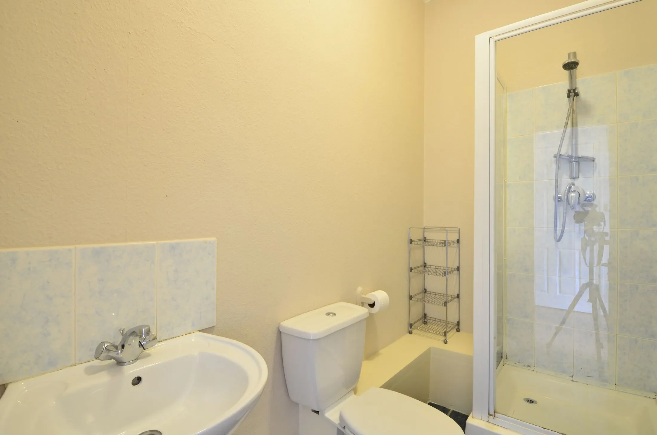 Flat Elvaston Place in Greater London