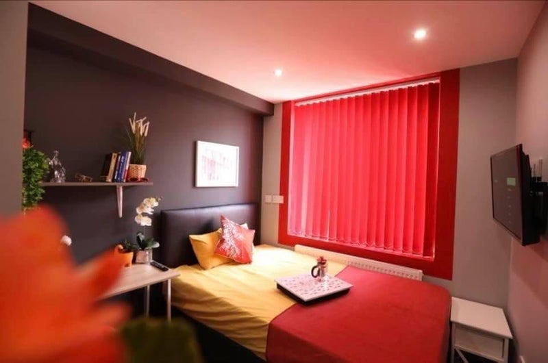 Room St. George's Road in Coventry
