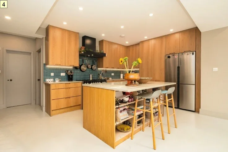 House Torriano Avenue in Greater London