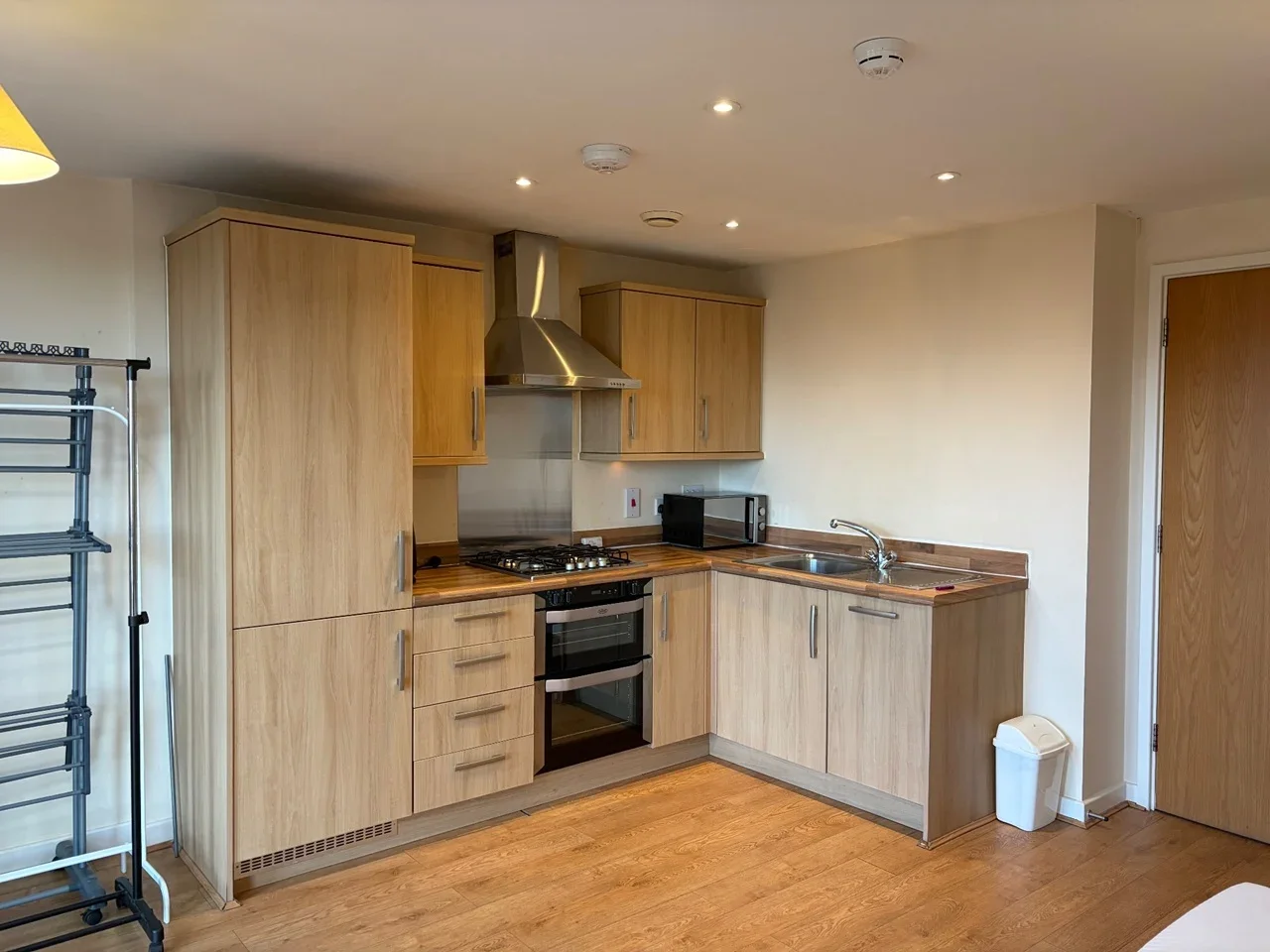 Flat Northolt Road in Greater London