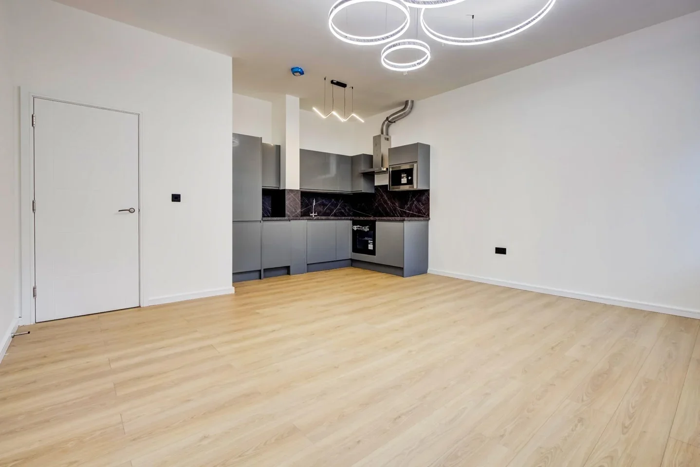 Flat Glebe Road in Chelmsford