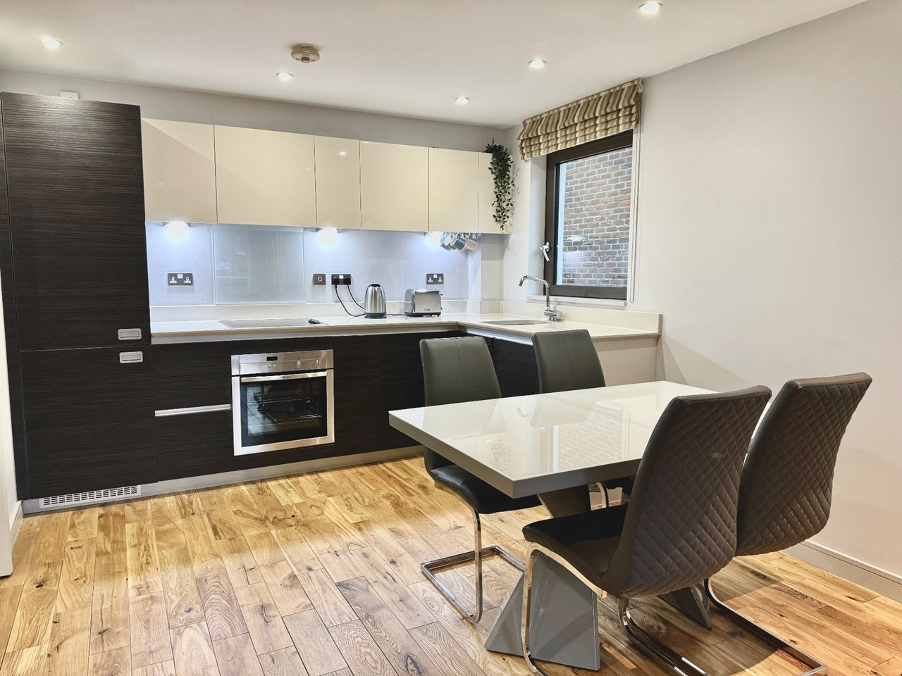 Flat Granville Road in Greater London