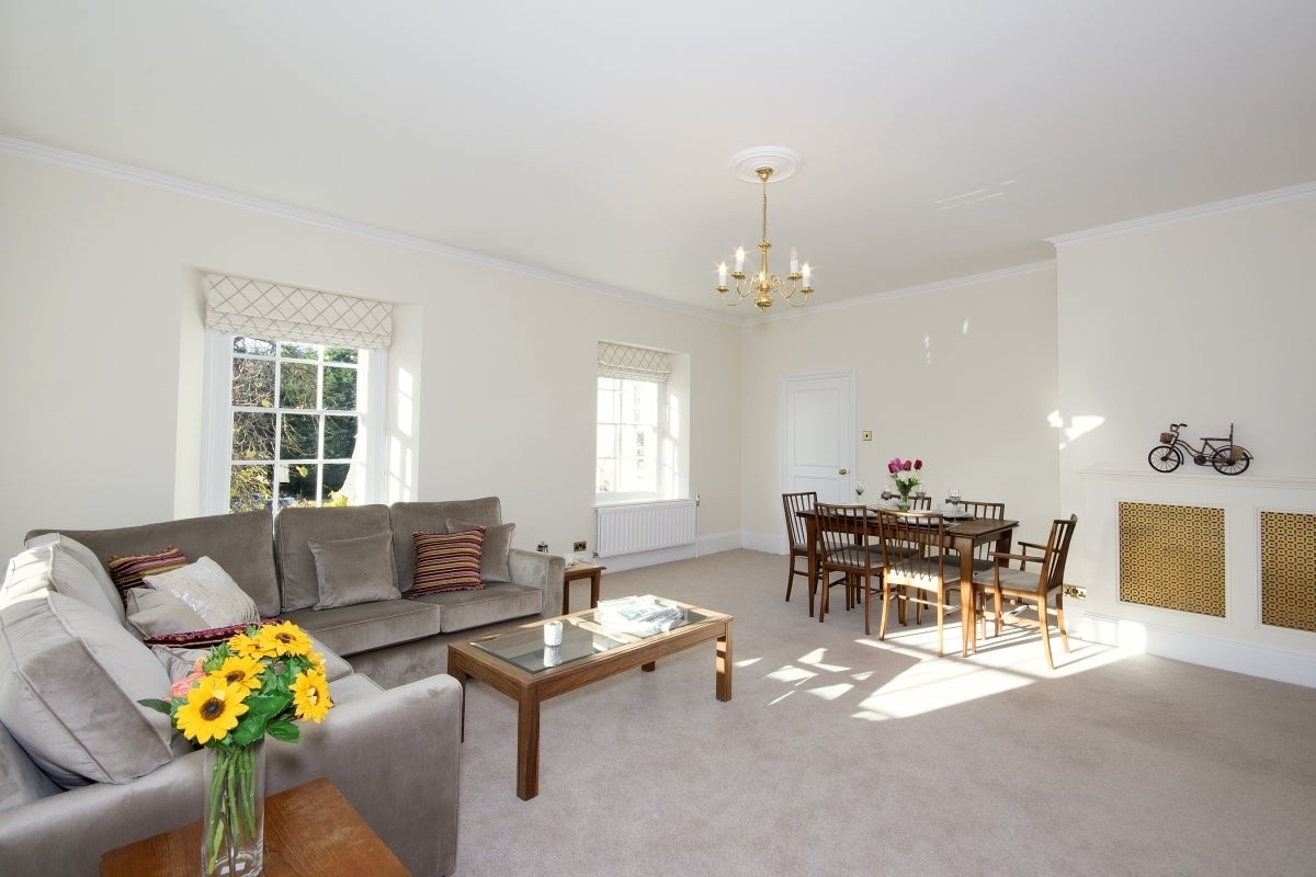 Flat Apsley Road in Oxford