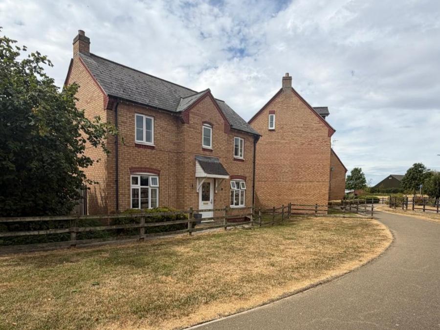 House Leveret Chase in Lincoln
