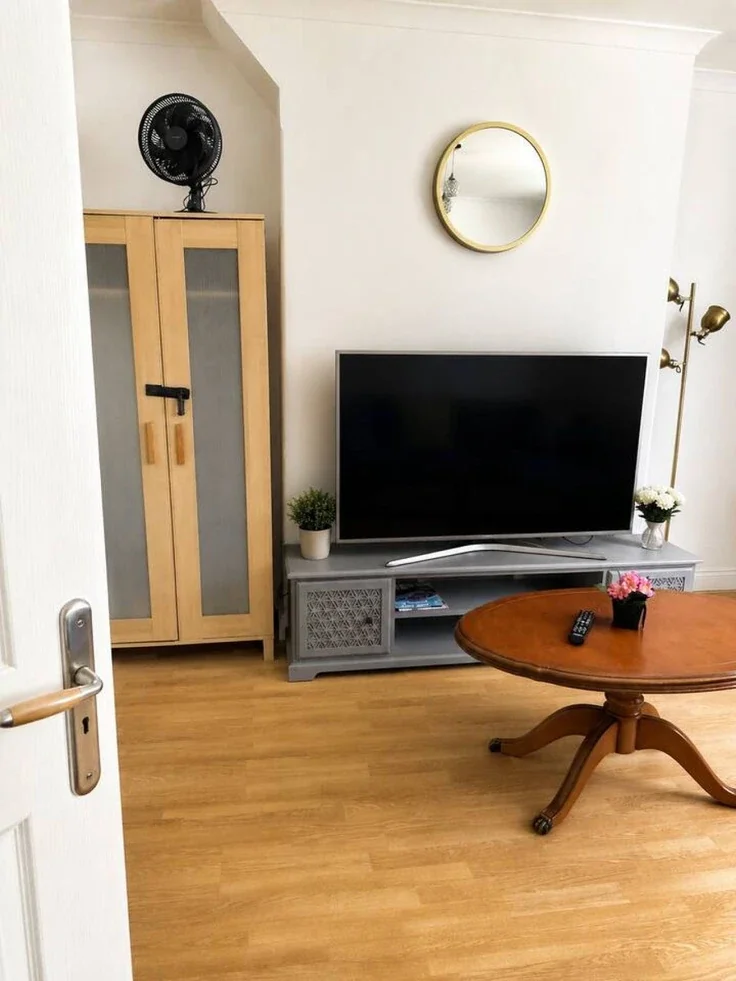 House Lyric Mews in Greater London