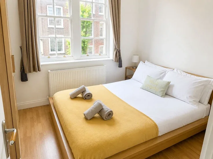 House Lyric Mews in Greater London