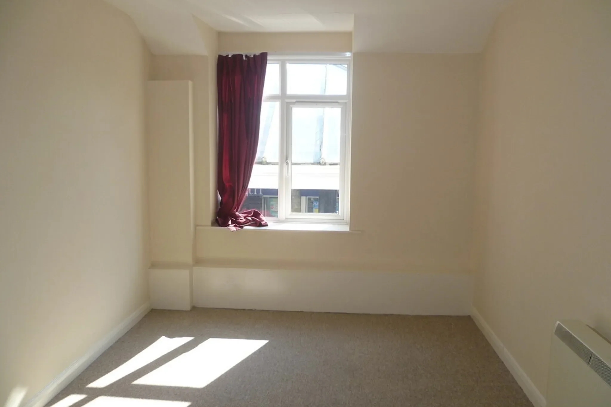 Flat Market Place in Warminster