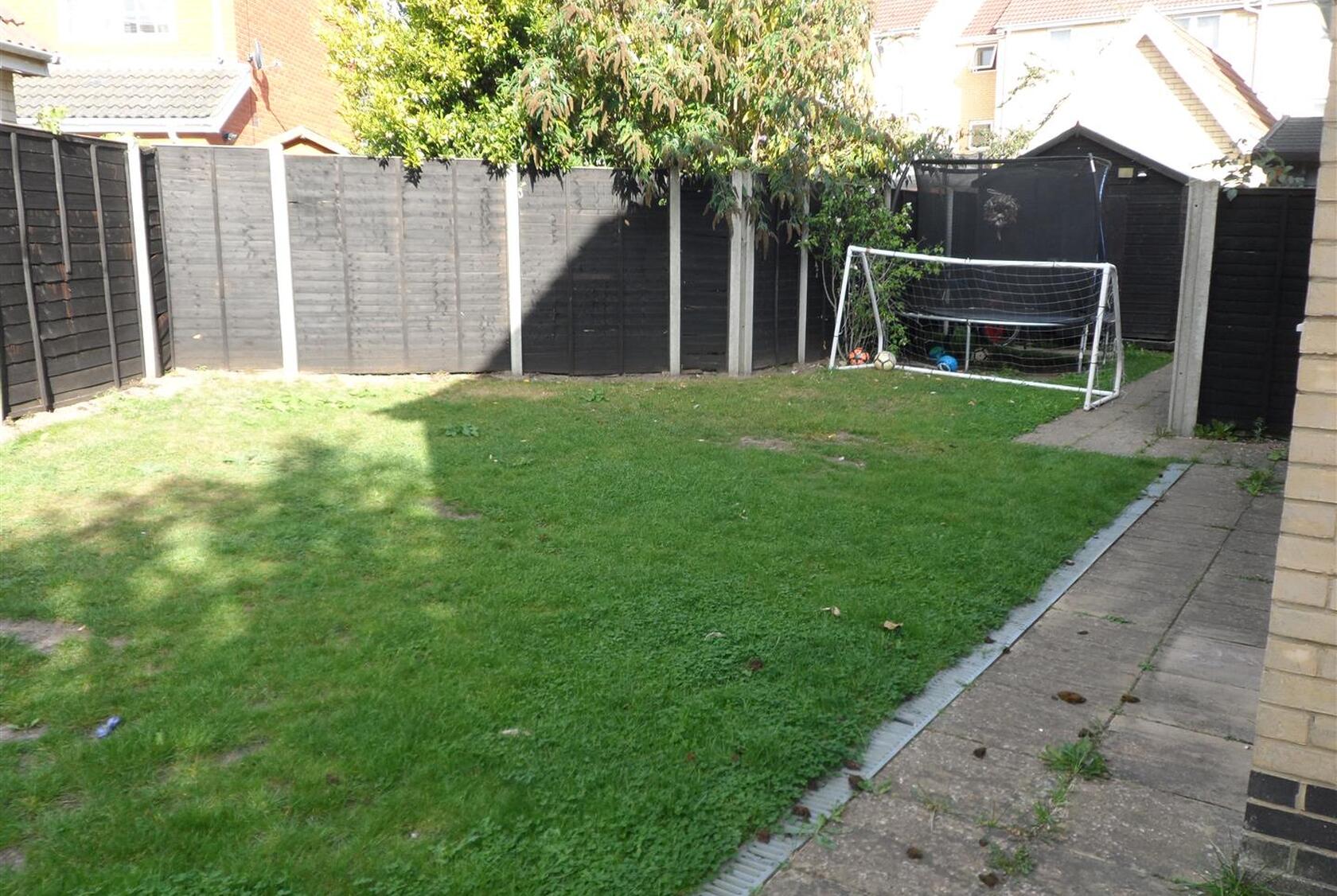 House Ensign Way in Diss