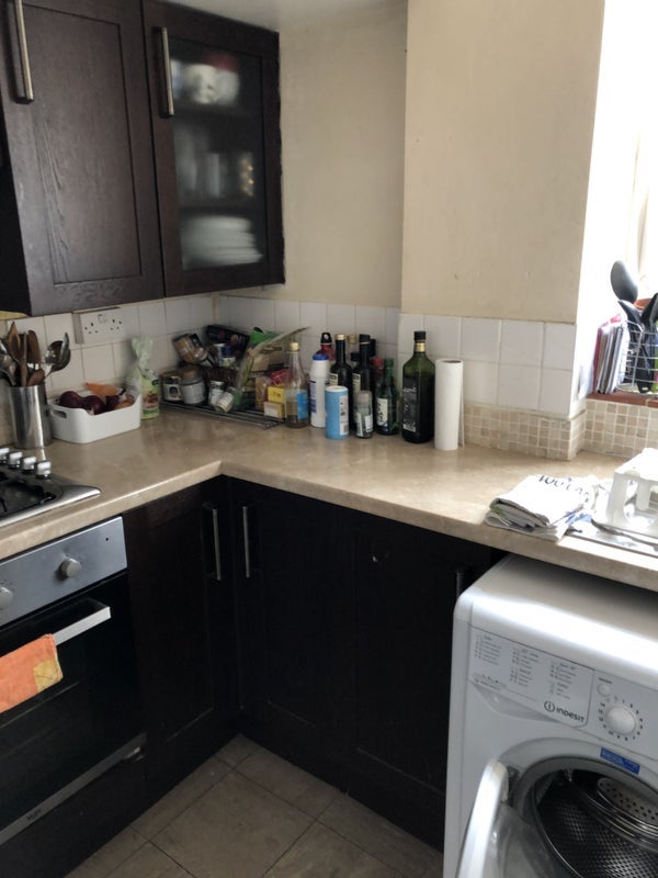 Room Lewis Street in Greater London