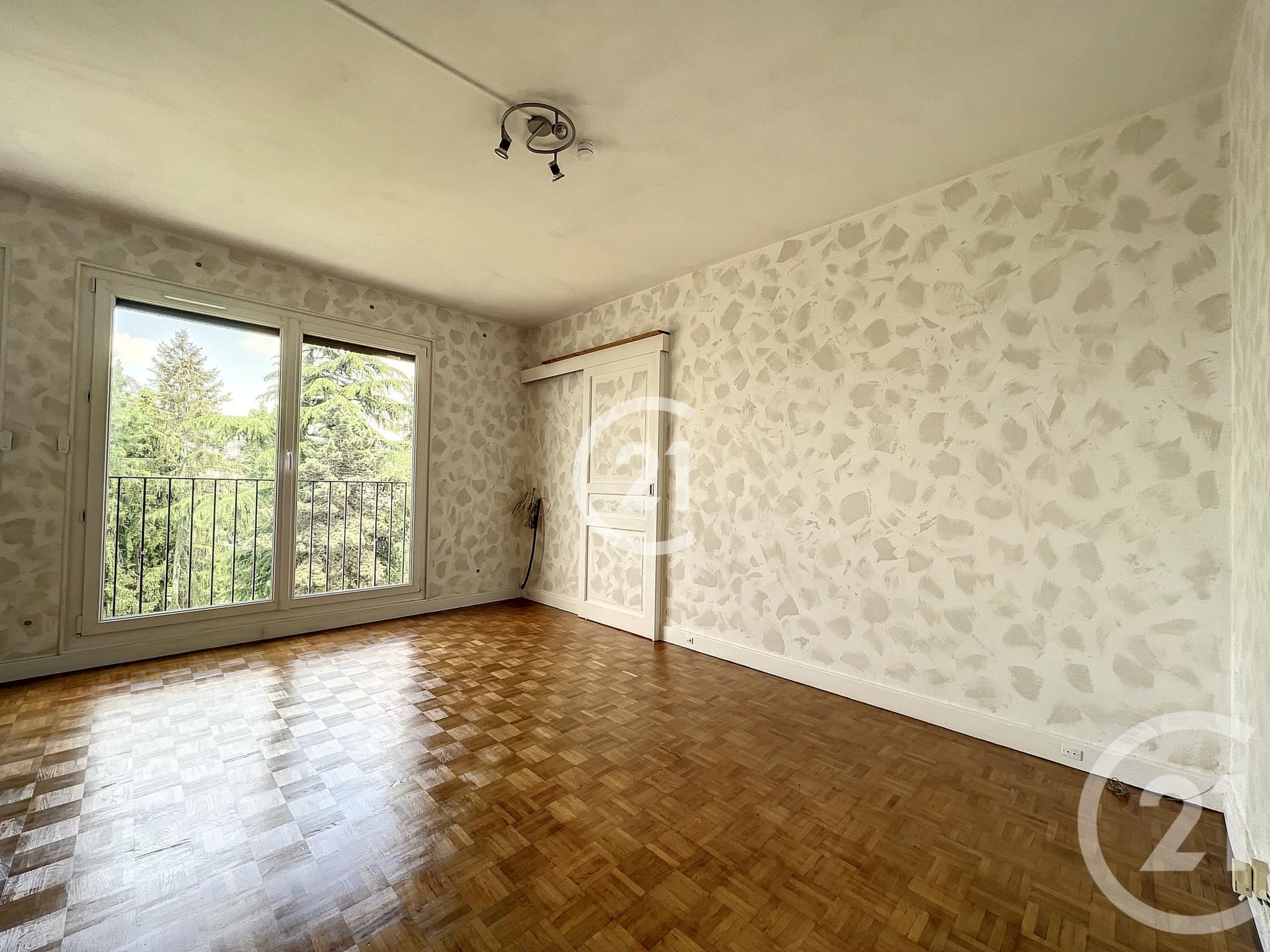 Appartement Avenue du Docteur Fernand Lamaze à Romainville