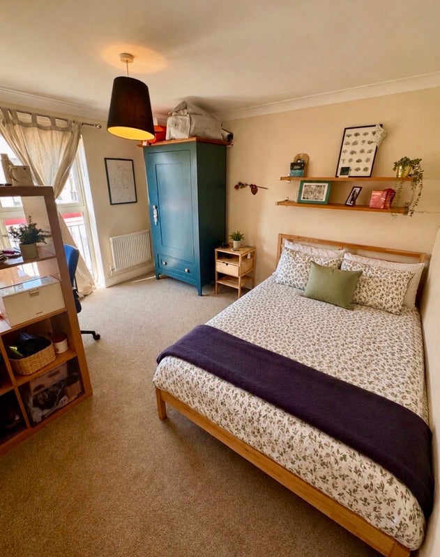 Room St. John Street in Greater London