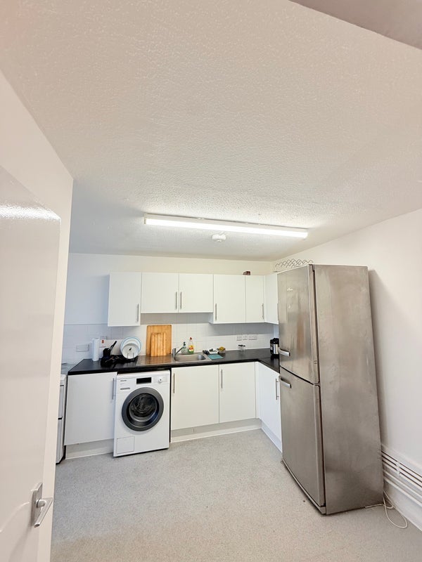 Room Brion Place in Greater London