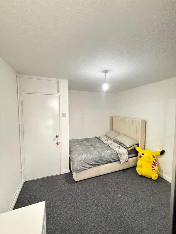Room Brion Place in Greater London