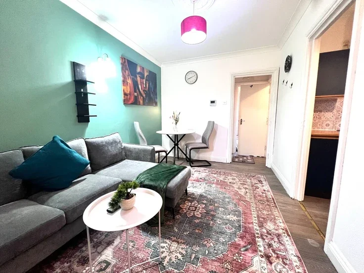 Flat Killick Street in Greater London