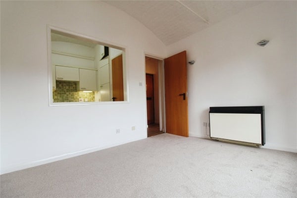 Flat Long Street in Sherborne