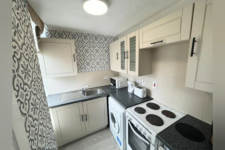 Flat Ashvale Place in Aberdeen City