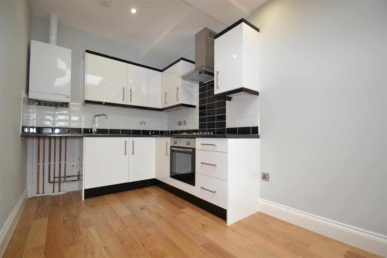 Flat Victoria Road in Reigate and Banstead