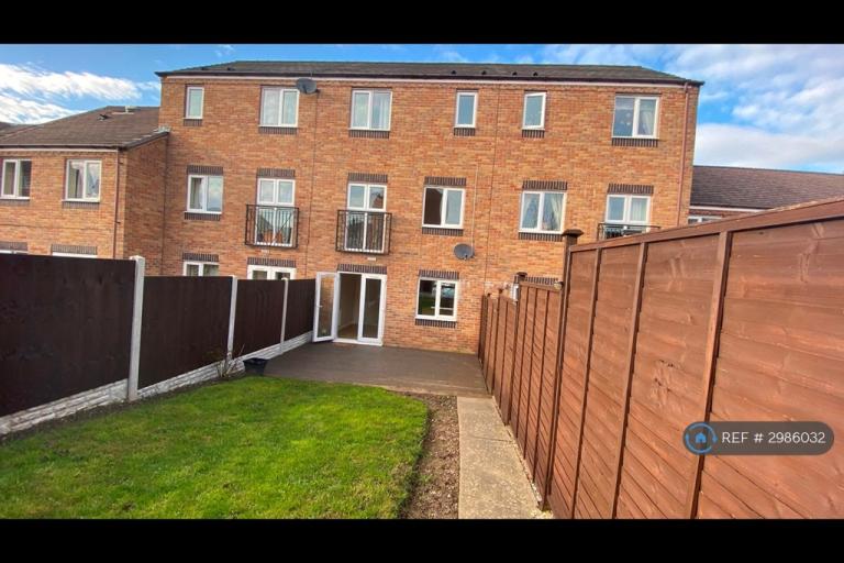 House Saville Close in Wellington