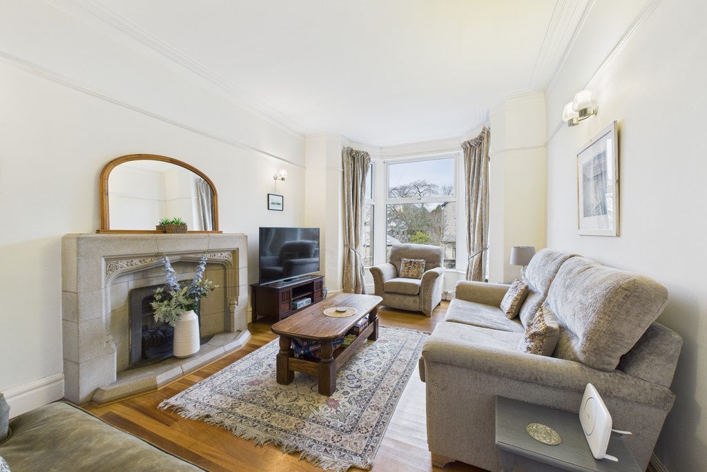 Flat Silverdale Road in Arnside