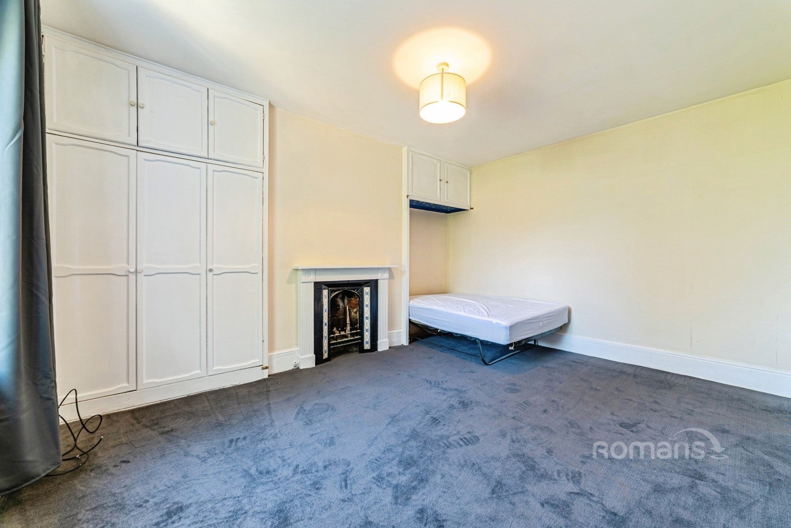 Flat Eldon Square in Reading