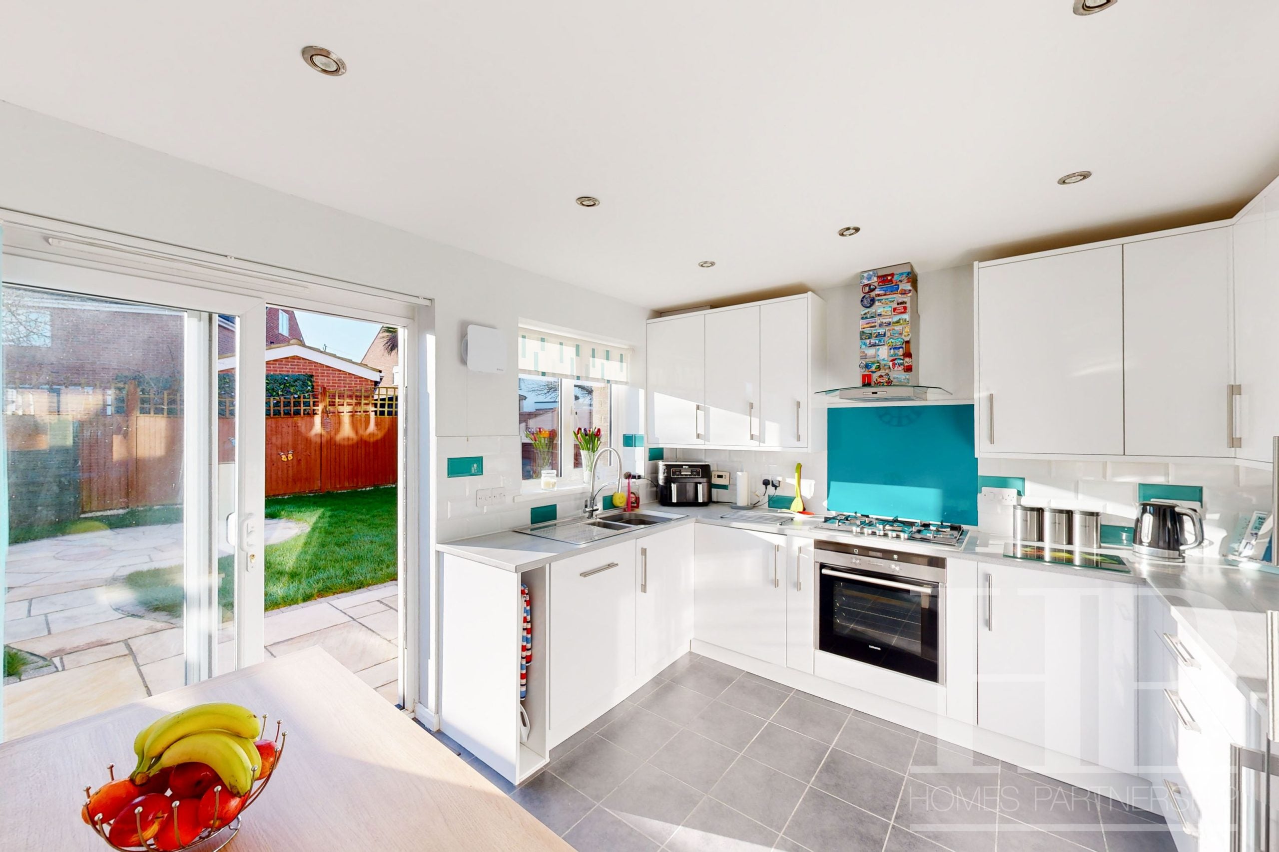 House Brisbane Close in Crawley