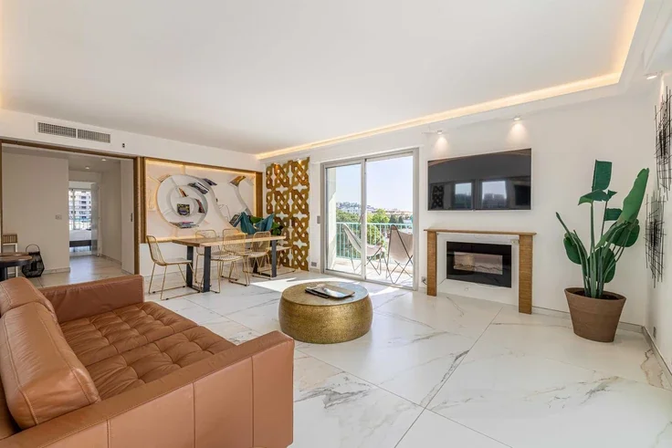 House Boulevard de la Croisette in Cannes