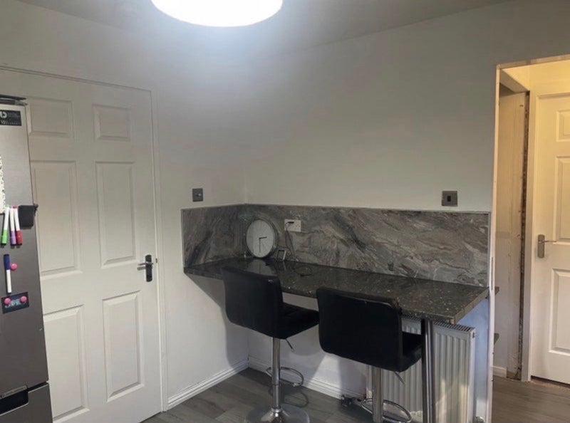 Room Deanswood Park in Livingston