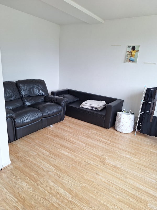 Room White Horse Lane in Greater London
