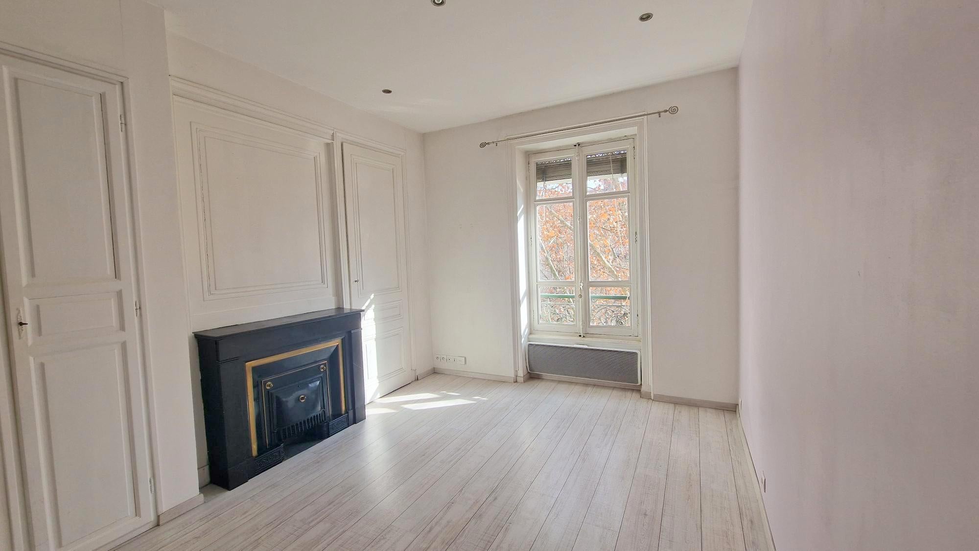 Appartement Rue Jean Larrivé à Lyon