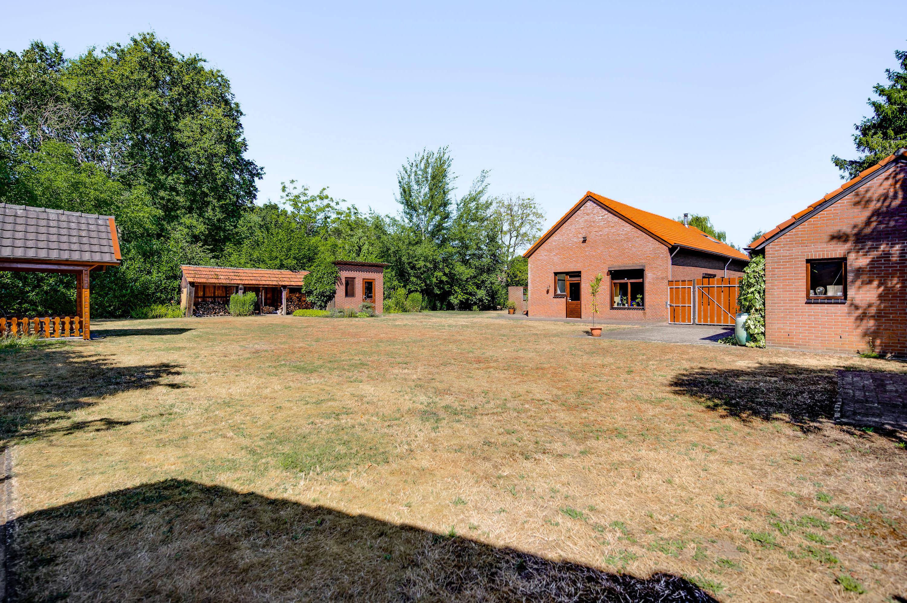 Vrijstaande woning te koop: Dijkerpeelweg 24, Weert