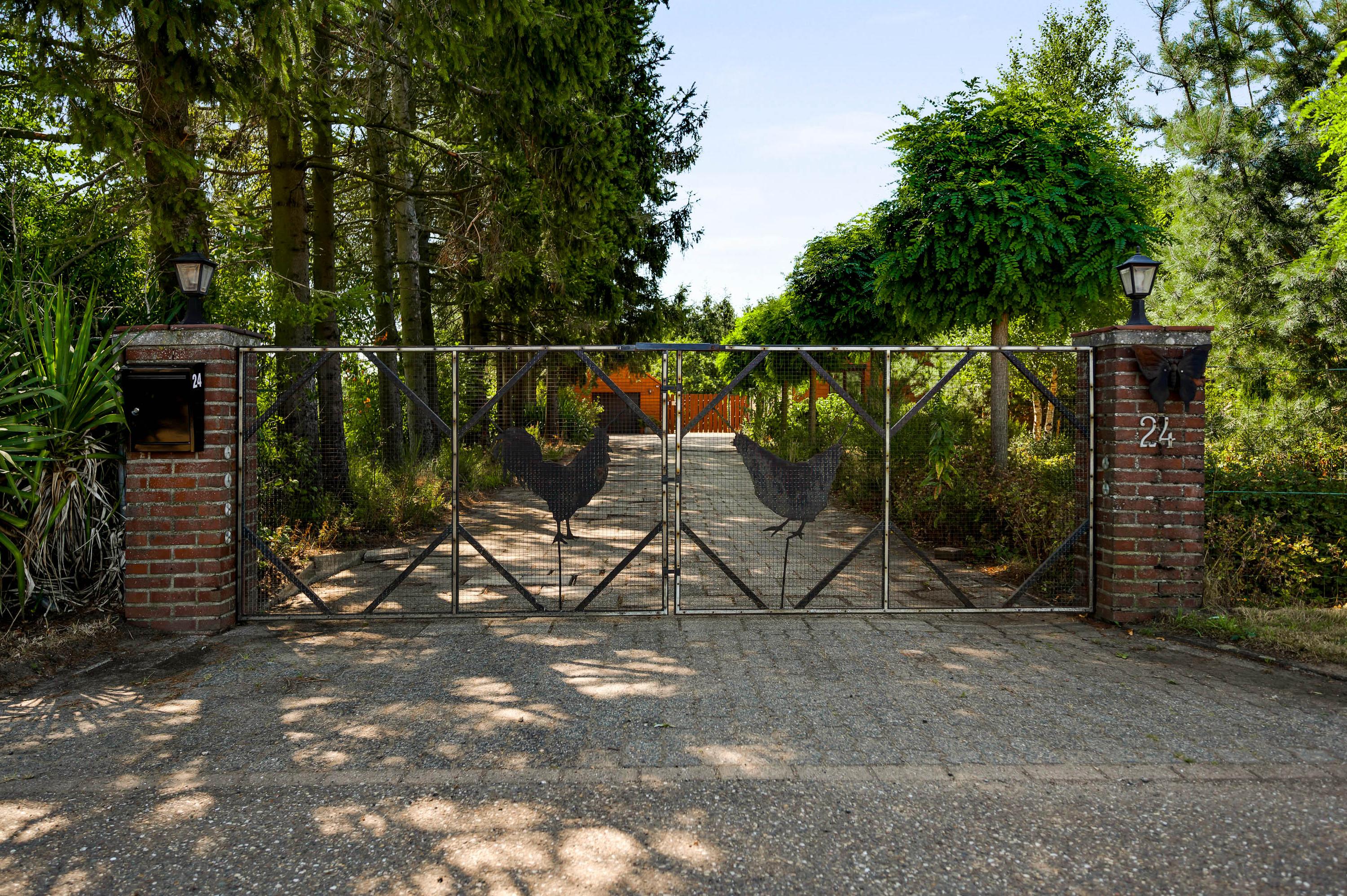 Vrijstaande woning te koop: Dijkerpeelweg 24, Weert