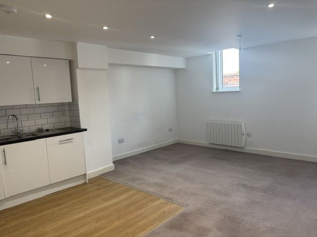 Flat Abbey Foregate in Shrewsbury