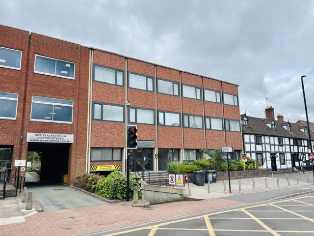 Flat Abbey Foregate in Shrewsbury