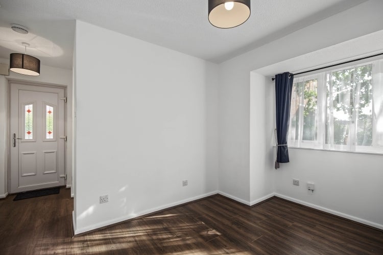 House Barcombe Close in Cherwell District