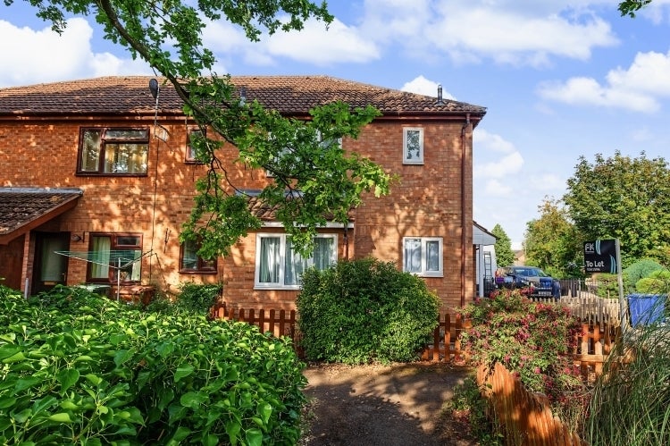 House Barcombe Close in Cherwell District